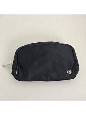 lululemon athletica Black Men's Toiletry Pouch